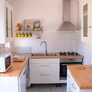 https://gte-des-laquets.fr-provencehotel.com